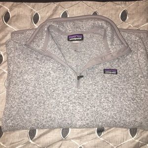 Warm gray fleece Patagonia quarter zip